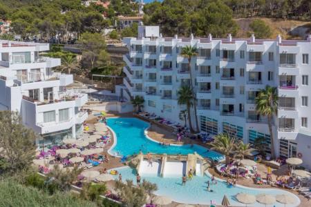 Fergus Style Cala Blanca Suites