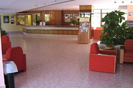 Fergus Style Cala Blanca Suites