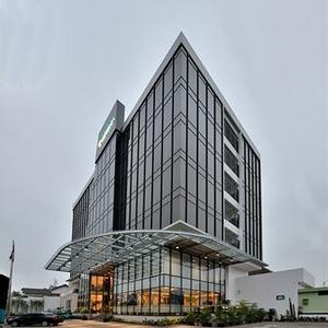 отель Hotel California Bandung