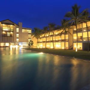 отель Jetwing Blue