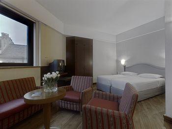 Отель NH Milano Machiavelli в Милан - Италия