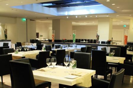 Отель NH Collection Roma Vittorio Veneto в Рим - Италия