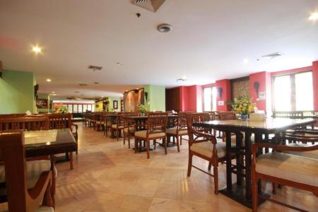 Отель Jomtien Thani в пляж Джомтьен - Таиланд