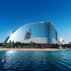 отель Jumeirah Beach Hotel