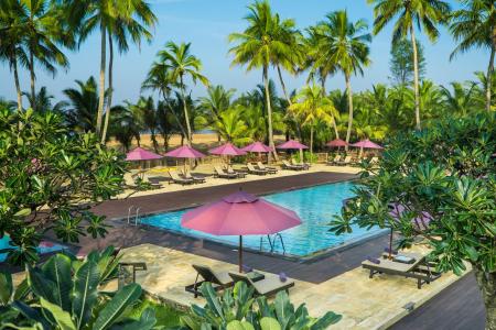 Отель Avani Kalutara Resort в Калутара - Шри-Ланка