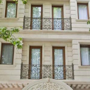 отель Karat Inn