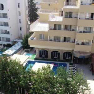 отель Karen Hotel