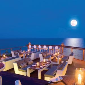 отель Kanda Pool Villas