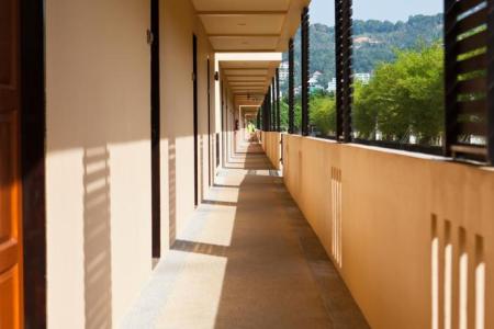 Отель Kata Silver Sand by Eazy в пляж Ката - Таиланд