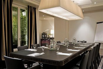 Отель Keppler в Париж - Франция