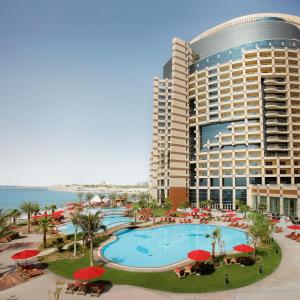 отель Khalidiya Palace Rayhaan by Rotana