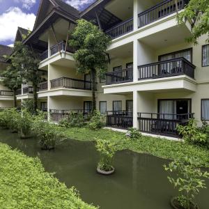 отель Seaview Resort Khao Lak