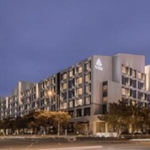 отель Joyze Hotel Xiamen,Curio Collection by Hilton
