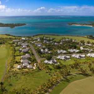 отель Anahita Golf & Spa Resort