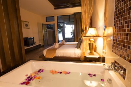 Отель Koh Chang Cliff Beach Resort в о. Чанг - Таиланд