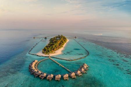 Отель Komandoo Maldives Island Resort в Лавияни Атолл - Мальдивы