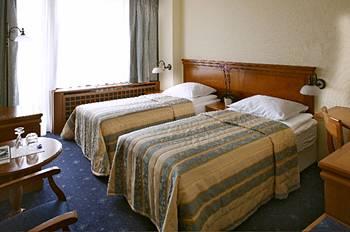 Отель Kompas в Альпийские озера - Словения