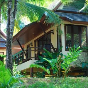 отель Kooncharaburi Resort Spa & Sailing Club