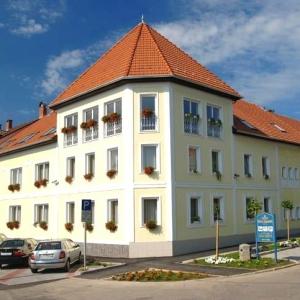 отель Korona