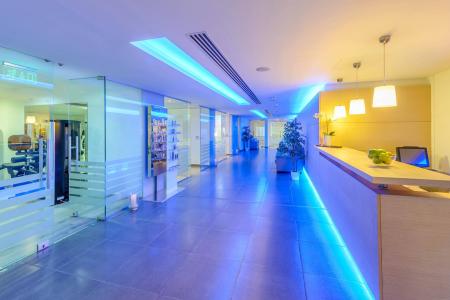 Отель Atlantica Sea Breeze в Протарас - Кипр