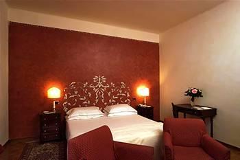 Отель Kraft в Флоренция - Италия