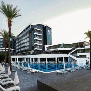 отель Kaila Beach Hotel