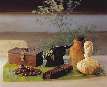 Отель Kumarakom Lake Resort в Керала - Индия