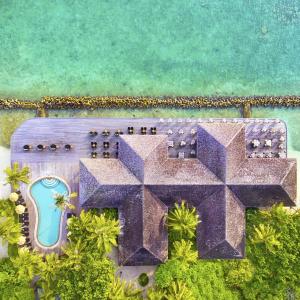 отель Kuredu Island Resort & Spa