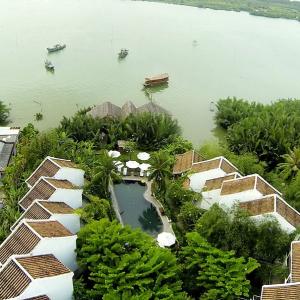 отель Hoi An Coco River Resort & Spa