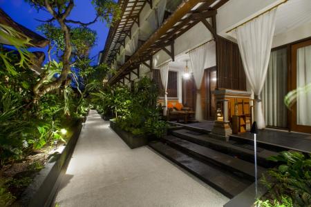 Отель Kuta Sea View Boutique Resort Spa в Кута - Индонезия