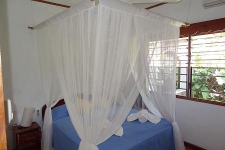 Отель L Hirondelle Guest House в о. Праслин - Сейшелы