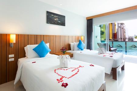 Отель Andakira Hotel в пляж Патонг - Таиланд