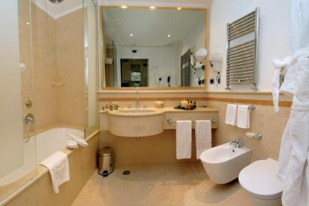 Отель Hotel A La Commedia в Венеция - Италия