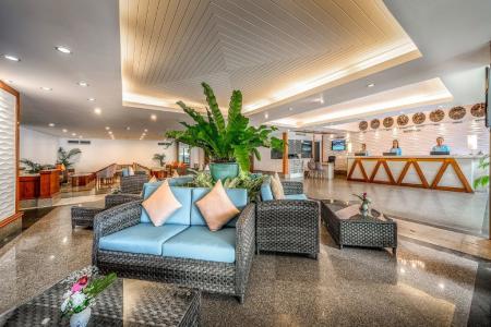 Отель Andaman Beach Suites в пляж Патонг - Таиланд