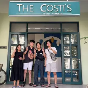 отель The Costis Homestay & Hotel