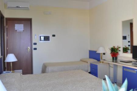 Отель Grand Hotel La Playa в Ривьера ди Улиссе - Италия