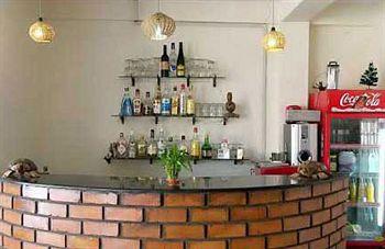 La Vaiencia Beach Resort