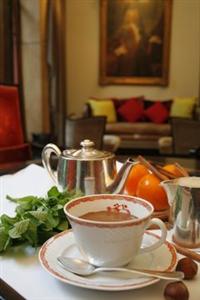 Отель Lancaster в Париж - Франция