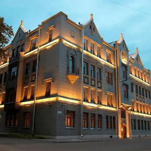 отель Lancaster Court Hotel