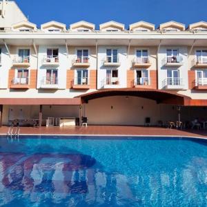 отель Pera Aura Resort Hotel