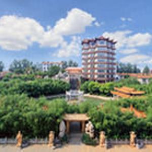 отель Longmai Hotspring Village