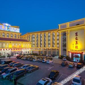 отель Xinyinzhan Hot Spring Holiday Resort