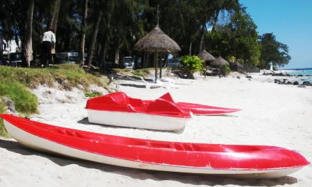 Отель Le Grand Bleu  в Тру О Биш - Маврикий