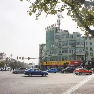 отель Jitai Chain Hotel Shanghai Fengxian Nanqiao