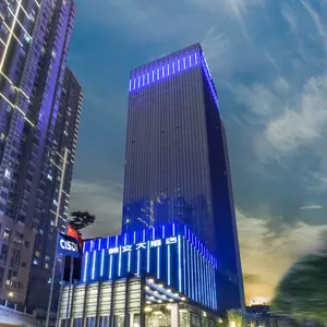 отель C Plaza Hotel (Chongqing Jiefangbei Hongya Cave)