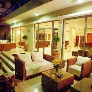 отель Angela Suites & Lobby