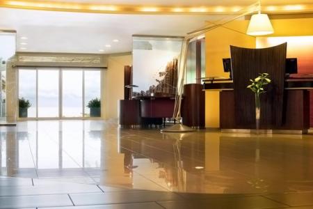 Le Meridien Beach Plaza