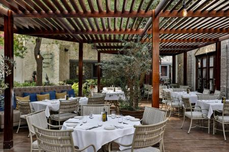 Отель Le Meridien Dubai Hotel & Conference Centre в Дейра - ОАЭ