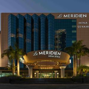 отель Le Meridien Mina Seyahi Beach Resort & Waterpark