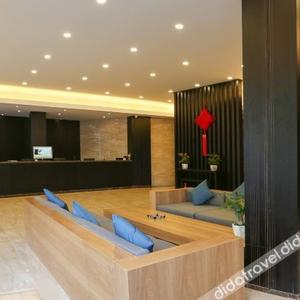 отель Home Inn & Suites (Beilun Huashan Road)